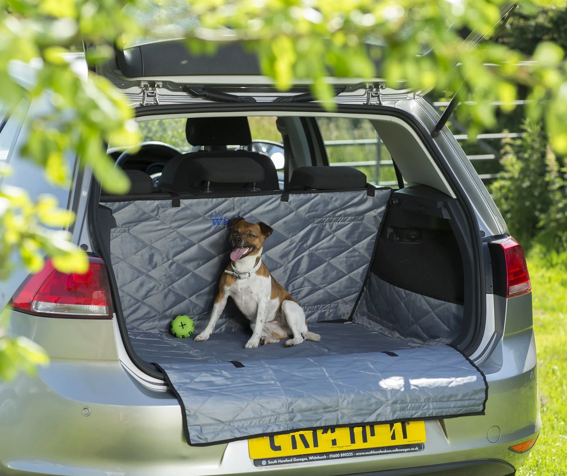 Henry Wag Car Boot & Bumper Protector - Hatchback - Image 6