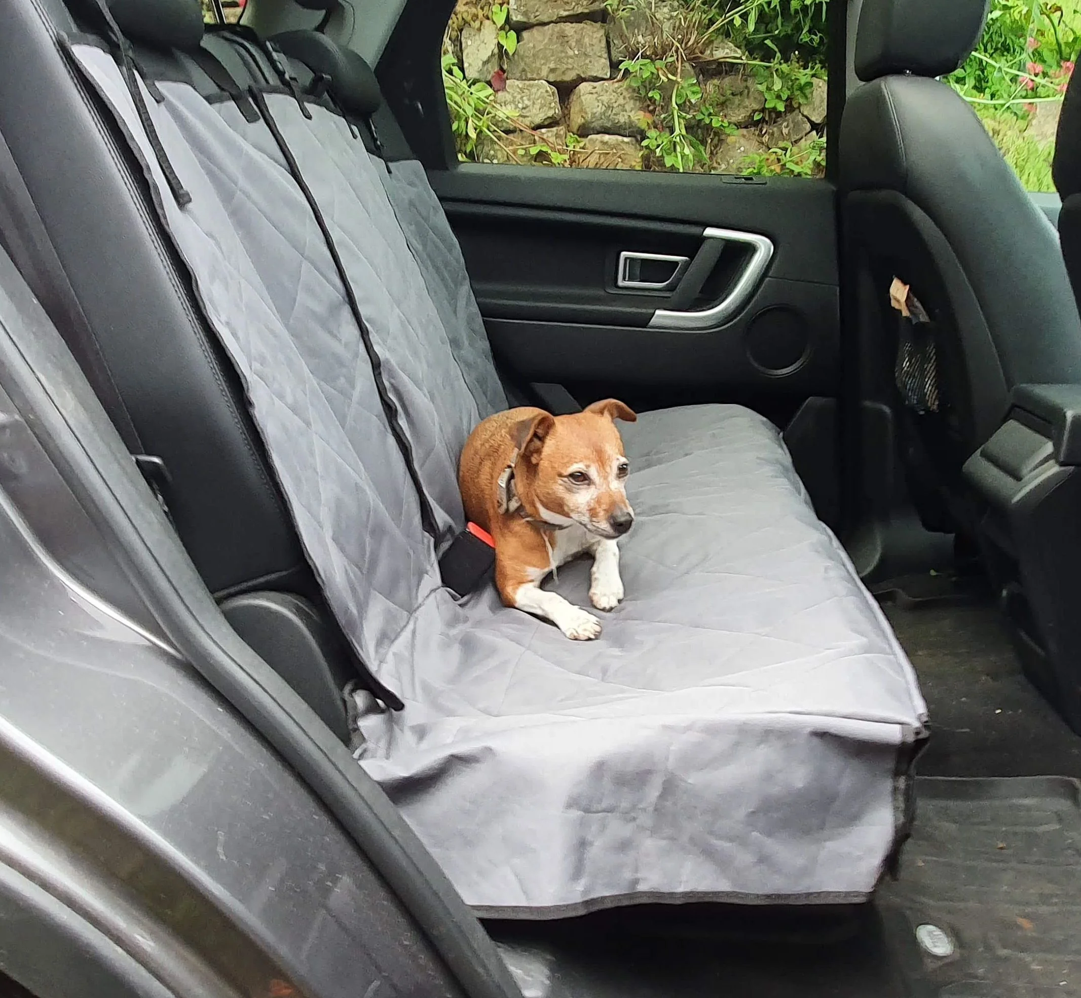 Henry Wag Share Space Seat Cover - Image 7