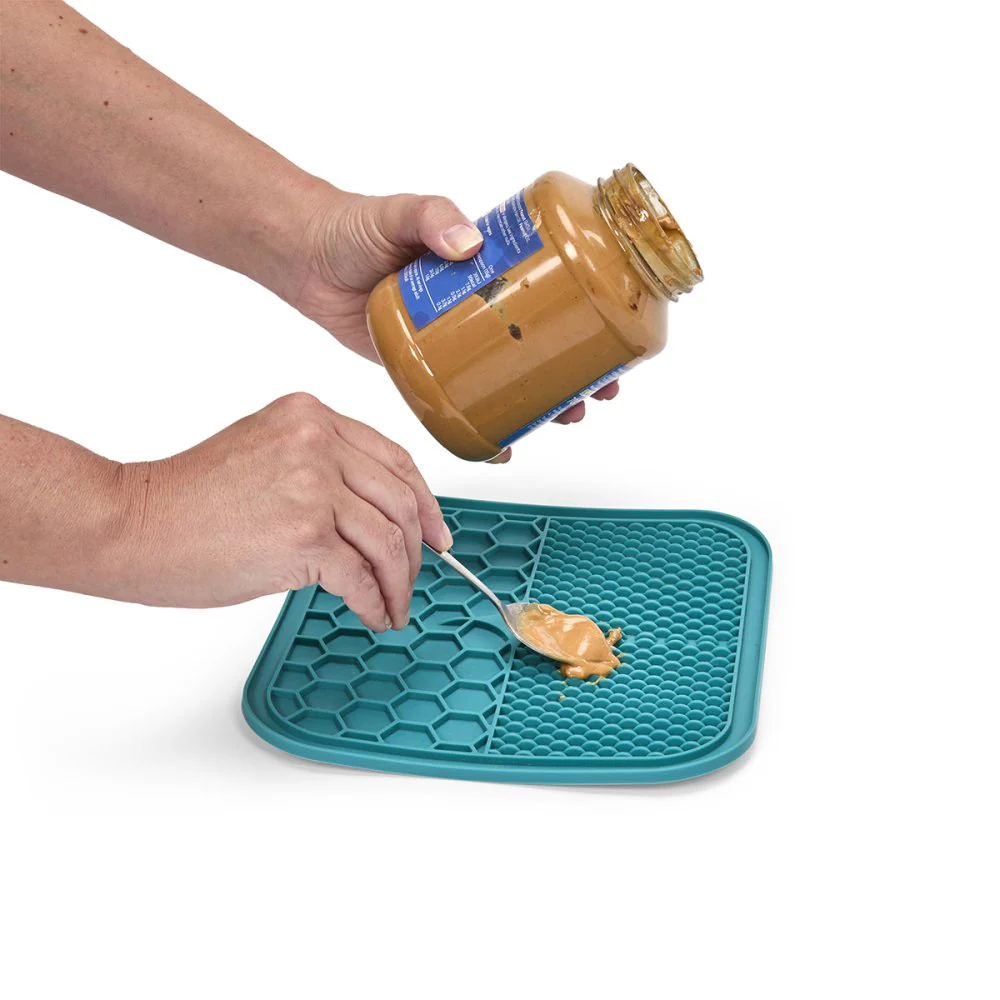 Petface Treat Mat With Suction Cup 2Pk - Image 3