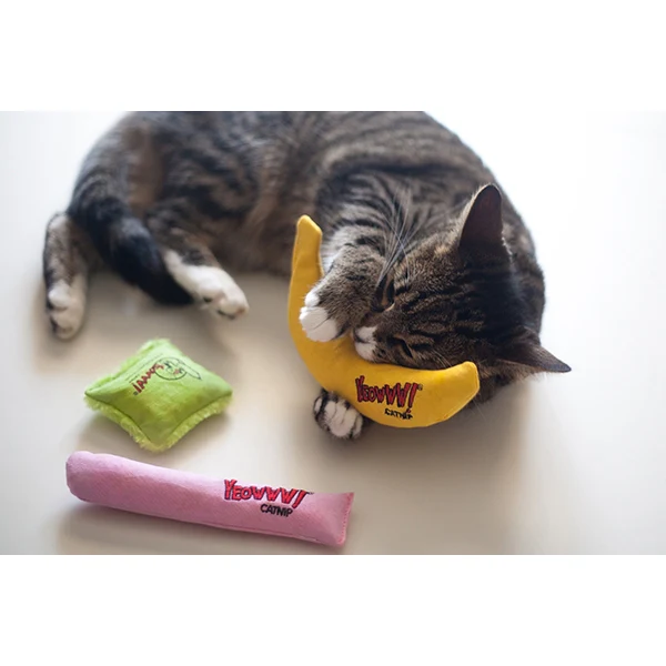 Yeowww Bananas Cat Toy - Image 4